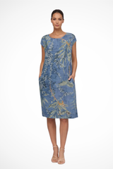 Vestito estivo casual da donna con vestibilità comoda e stampa botanica