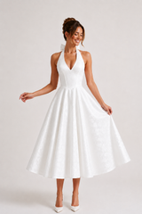 Elegantní midi šaty s halter výstřihem a širokou sukní