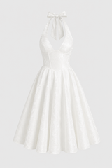 Elegantní midi šaty s halter výstřihem a širokou sukní