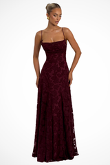 Robe maxi pour invitées de mariage à col bénitier avec dentelle florale pour femmes
