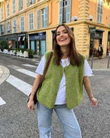 Puha gombos mellény