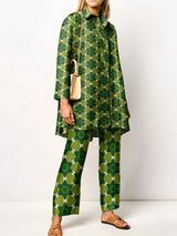 Elegant Vintage Two-Piece Women's Set - Fashionable Blouse and Pants