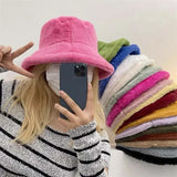 Serella – dámský klasický klobouk typu bucket