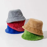 Serella – dámský klasický klobouk typu bucket