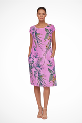 Vestito estivo casual da donna con vestibilità comoda e stampa botanica