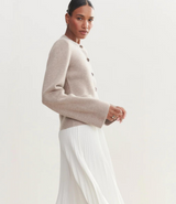 Avarelle – Cardigã para Mulher com Design Elegante e Intemporal