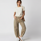 Women's Baggy Jeans with Relaxed Fit