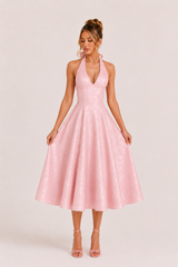 Elegante abito midi con scollo all'americana e gonna ampia