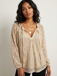 Airy Lace Blouse with Bohemian Look