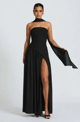 Lozendra - Strapless Flowing Maxi Dress