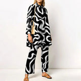 Elegant Vintage Two-Piece Women's Set - Fashionable Blouse and Pants