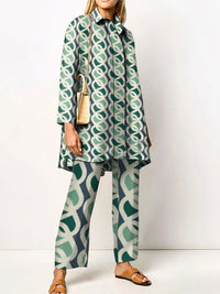 Elegant Vintage Two-Piece Women's Set - Fashionable Blouse and Pants