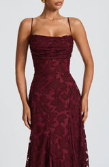 Elegant Women's Maxi Evening Dress with Spaghetti Straps